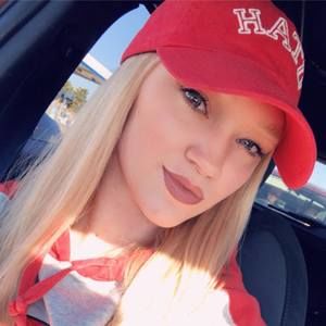 Meet your Posher, Karli